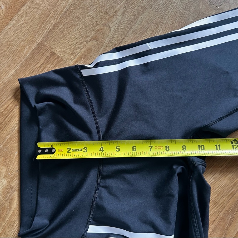 adidas woman’s black activewear fitness Leggings with White Three-Stripes Sz S - Picture 4 of 7